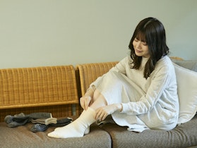 足元の小さな悩みをまるごと解決！「足にやさしい」靴下5選