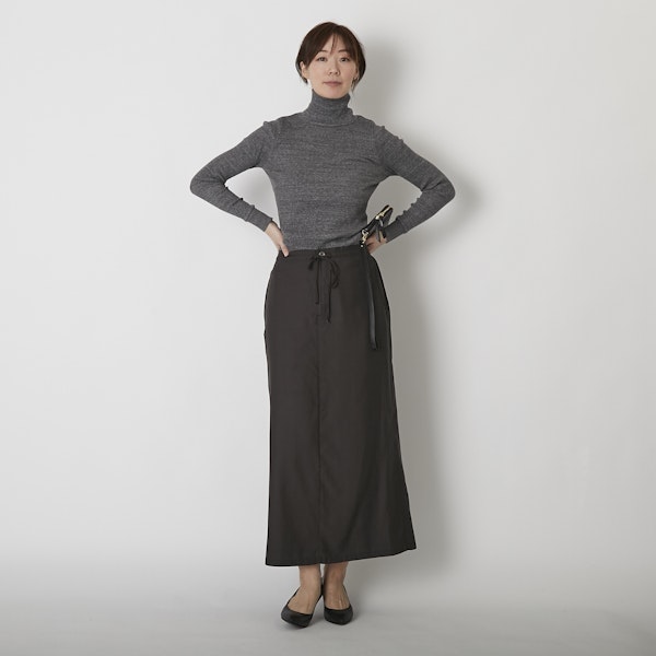 DRESS HERSELF/肌シルクロングスカート - 1年中快適に穿ける、シルクが心地いいロングスカート