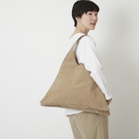 MAISON CANVVAS/3部屋のトートバッグ