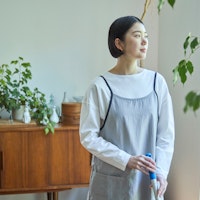 軽くて汚れに強いナイロンキャミエプロン
