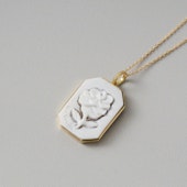 La mascotte cameo collection/バラ カメオペンダントトップ