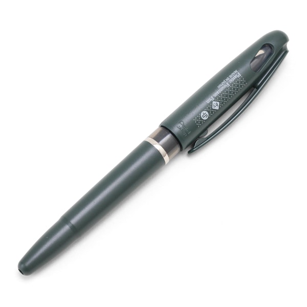 Design　Craft　スタイルストア　Technology/トラディオプラスティック万年筆　-万年筆とサインペンの特性を兼ね備えた筆記具