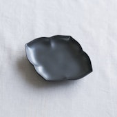 KIHARA/桔梗小皿 黒鉄砂