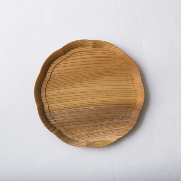 四十沢木材工芸/KITO 輪花盆 小 -お盆、皿、敷物をこれ一枚で