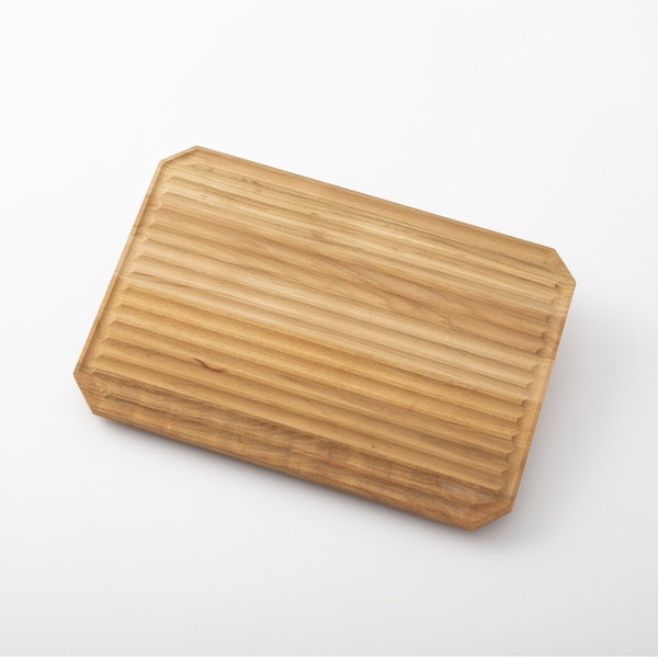 四十沢木材工芸/KITO ブランチボード -お盆とお皿を一枚で兼ねる、木製 
