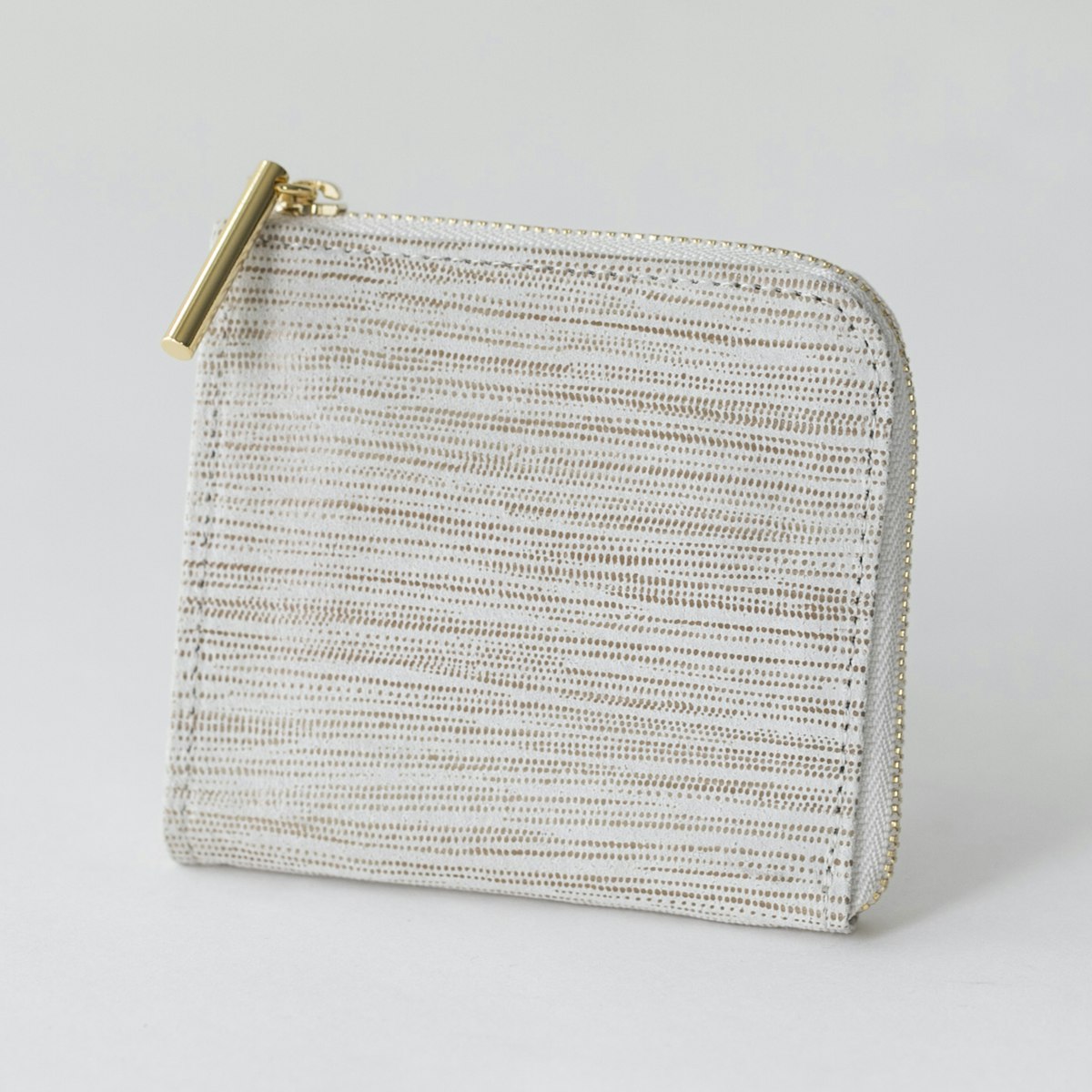 鍵ポケットつきコンパクト財布 ストライプビーズ