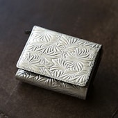 Neutral Gray/デイジーの三つ折り財布