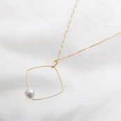 Sea Dew/gold line ロングネックレス スクエア