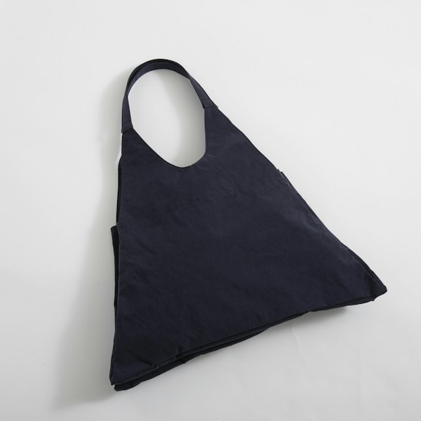 MAISON CANVVAS/3部屋のトートバッグ