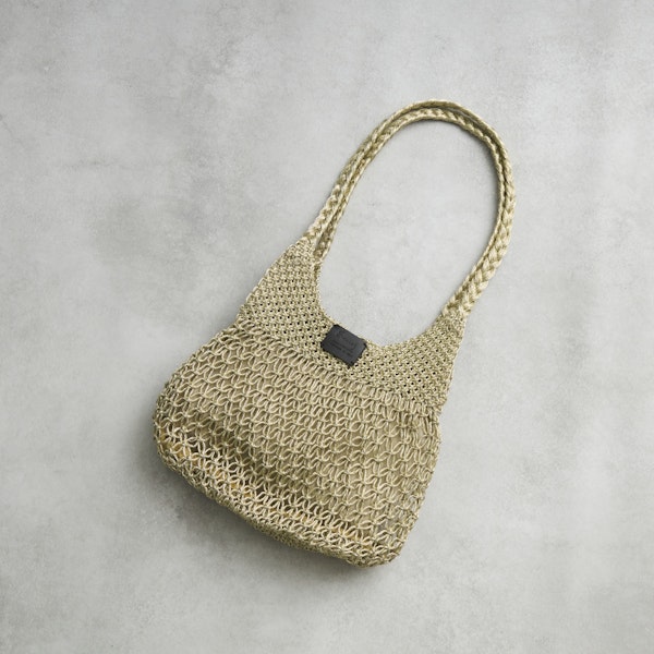 Swaraj/手編みのメタリックマクラメOVAL TOTE
