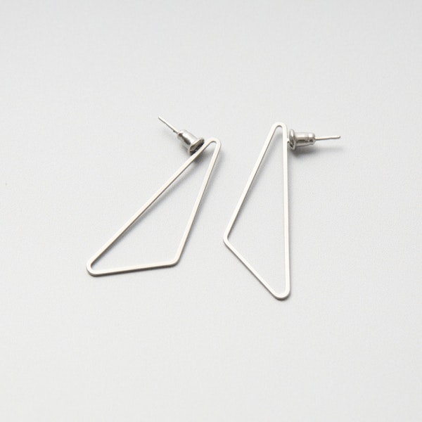 to/SHAPES ピアス