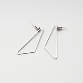 to/SHAPES ピアス