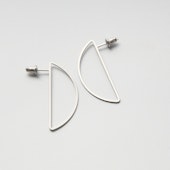 to/SHAPES ピアス