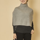 TUTIE./ウールニットケープ