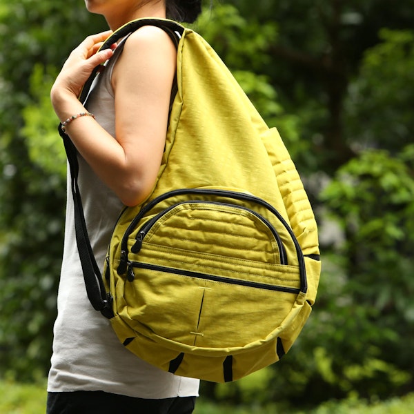 未使用 HEALTHY BACKBAG ビッグバッグ ブラック sleepyhollowevents.com