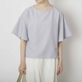 Kilka/洗えてシワになりにくいフレアスリーブブラウス