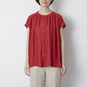 Kilka/着やせして見えるギャザーフレンチスリーブブラウス